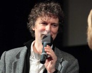 Retrouvez Michel Gondry en ligne...